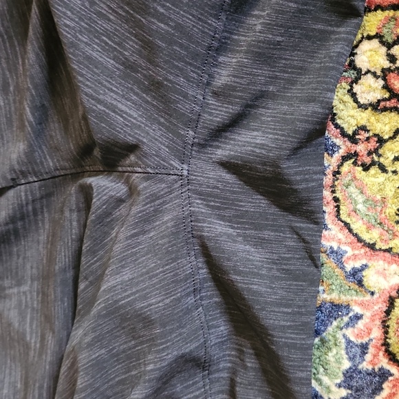 Lululemon Men's Shorts With Liner S - Picture 3 of 11